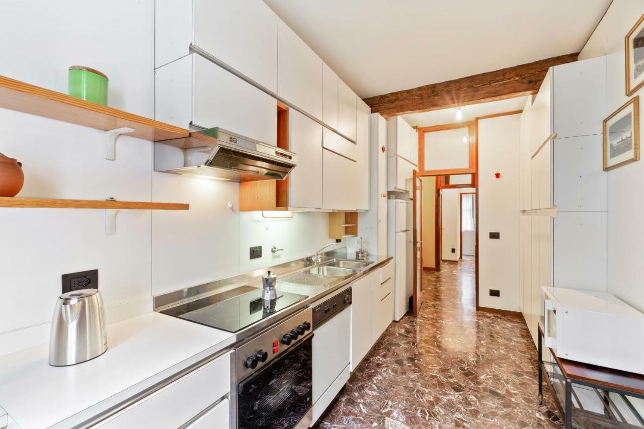 Venice Castello Elegant Apartment Buitenkant foto
